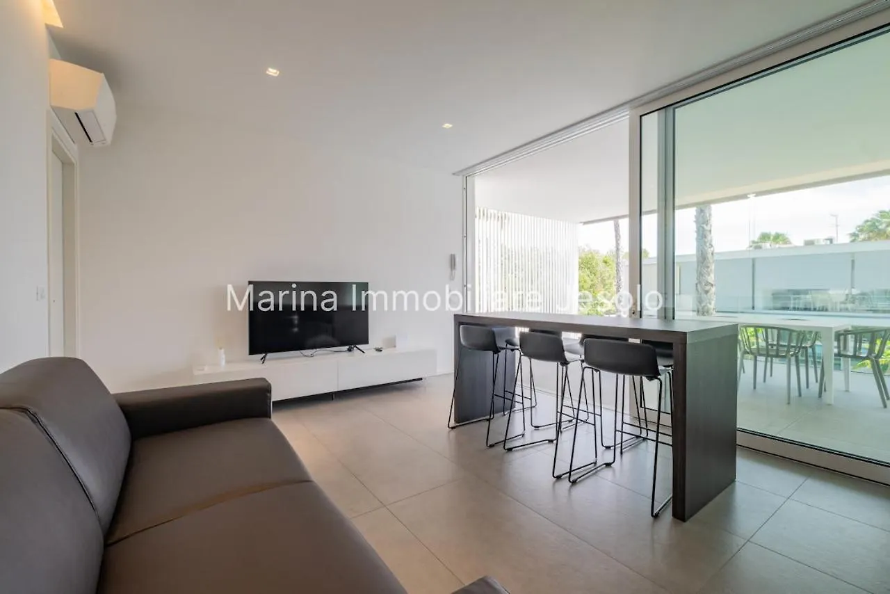 Apartment Palms Edition Lido di Jesolo Italy