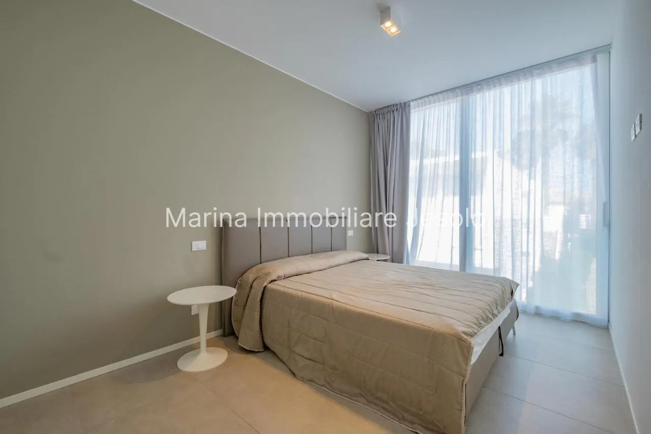 Apartment Palms Edition Lido di Jesolo Italy